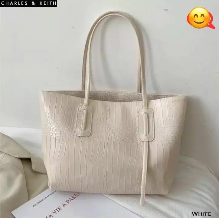 Tote bag  uploaded by MA COSMETICS AND BAGS on 9/29/2023