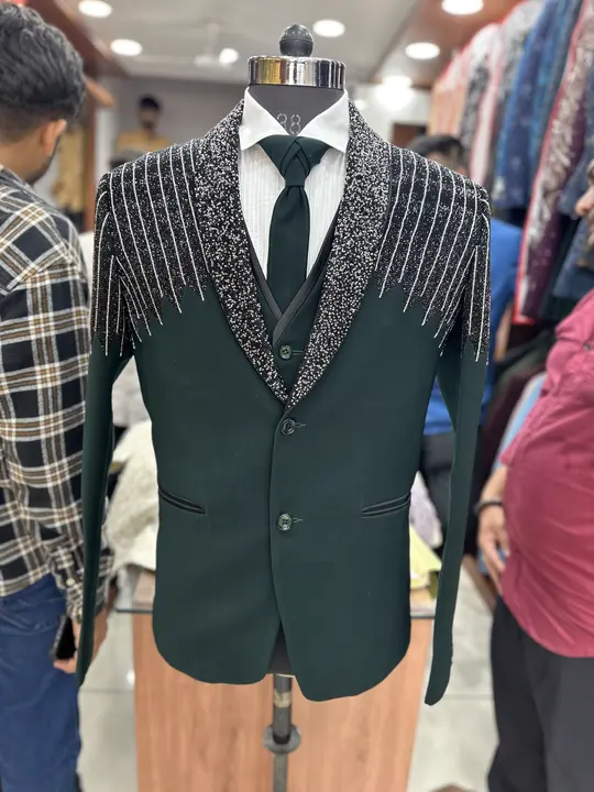 Hand work suit uploaded by business on 9/29/2023