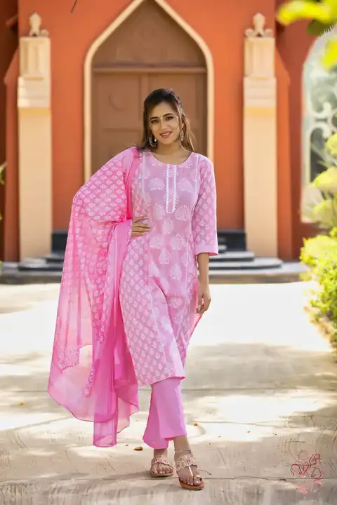 Cotton kurti pent &Duptta  uploaded by Divyanshi fashion on 9/29/2023