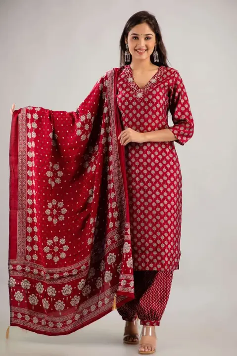 Kurti pent dupatta  fabric masleen size  l  xl xxl  Afghani pattern uploaded by business on 9/30/2023