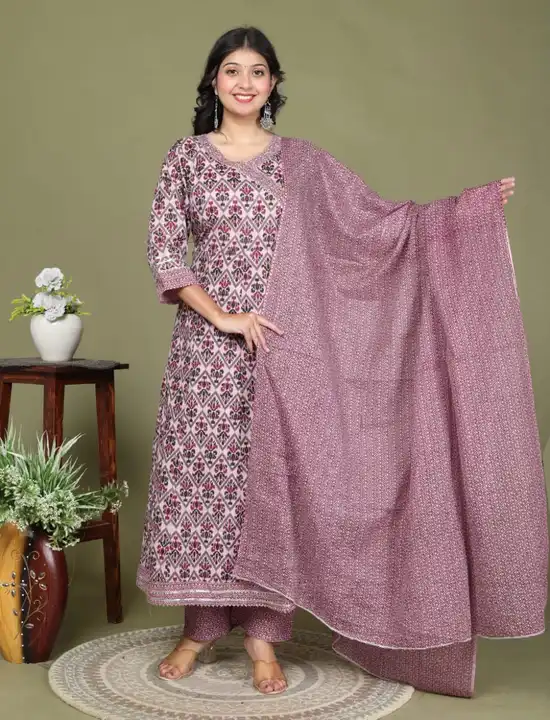 Nayra cut Kurtis 3 piece Set best quality best price  uploaded by DULHAN SAREE 💃 on 9/30/2023