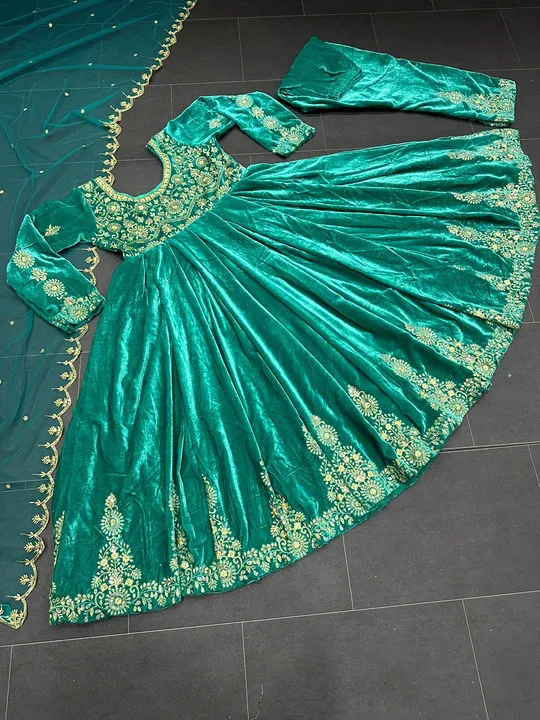 Gown  uploaded by Jay Manudada Fabrics on 9/30/2023