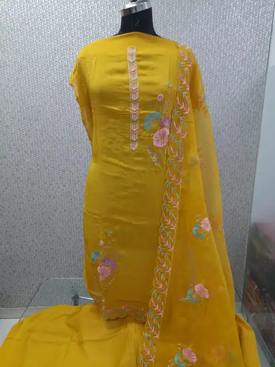 FANCY UNSTITCHED SUIT  uploaded by HARDEVI AGENCY on 10/1/2023