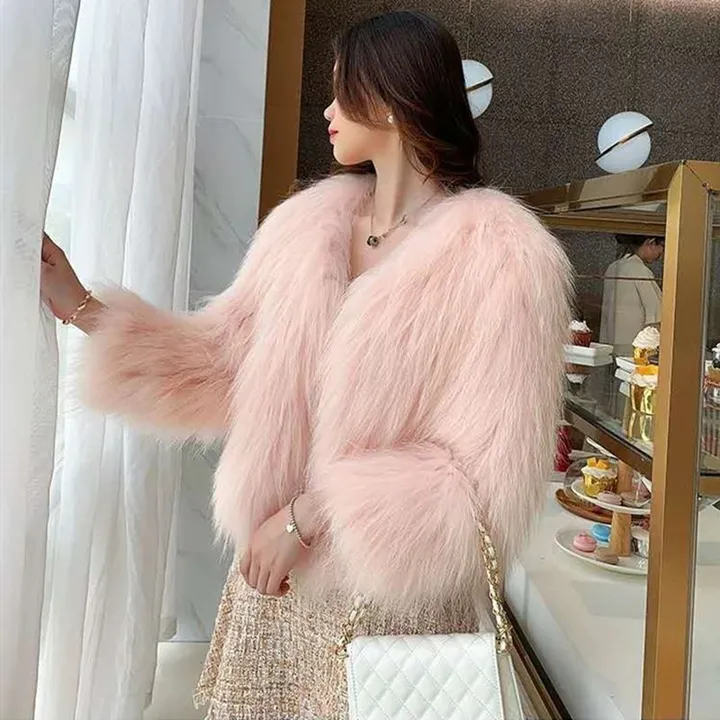 Imported fur jacket  uploaded by business on 10/1/2023