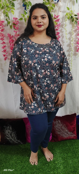 Casual Top uploaded by JDC Plus size women's clothing Store on 10/1/2023