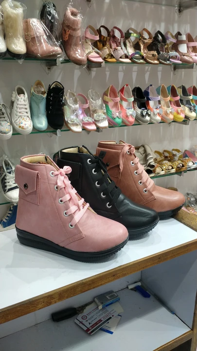 Product uploaded by Sunmi footwear on 10/3/2023