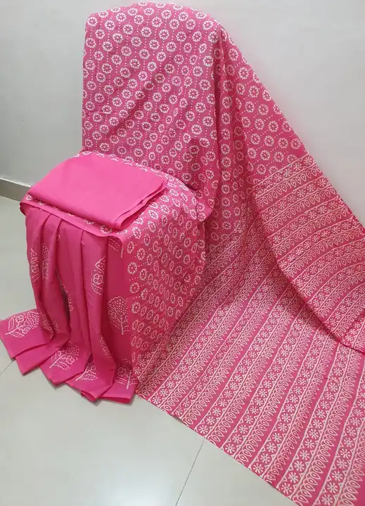 Cotton sarees  uploaded by COTTON FABRICS on 10/4/2023