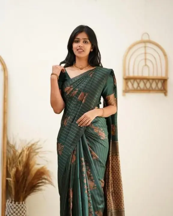 Silk saree uploaded by Laxmi narayan fashion surat on 10/4/2023