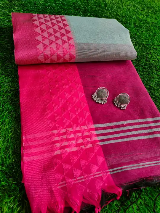 *BORO PAR RED VELVET SAREE WITH BLOUSE PIECE uploaded by business on 10/5/2023