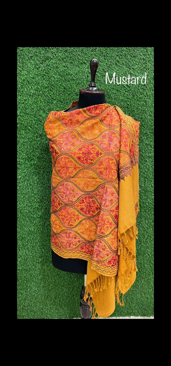 Hotselling ऑनलाइन stoles  uploaded by GOLDEN ERA CLOTHING STORE on 10/6/2023