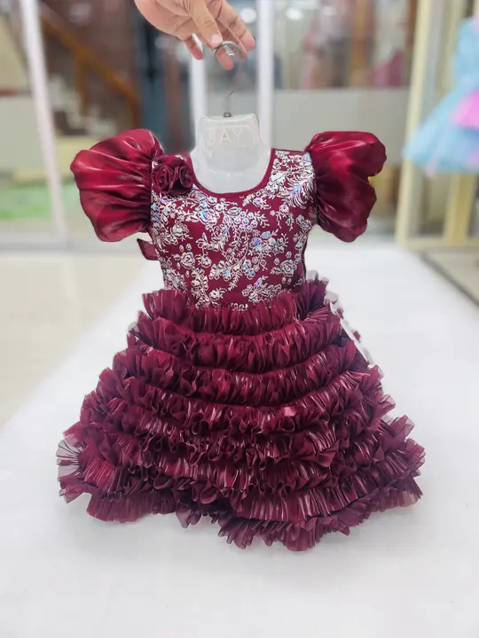 Product uploaded by Meghna dresses / 9123367290 on 10/6/2023