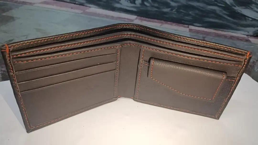 Geniune Leather Men's Wallet  uploaded by business on 10/6/2023