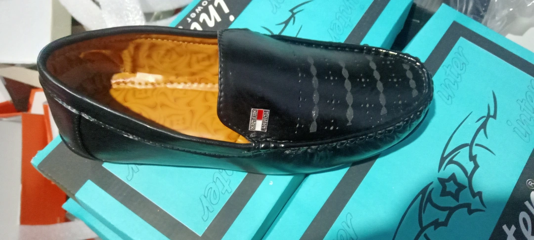 New pattern loafers uploaded by business on 10/7/2023