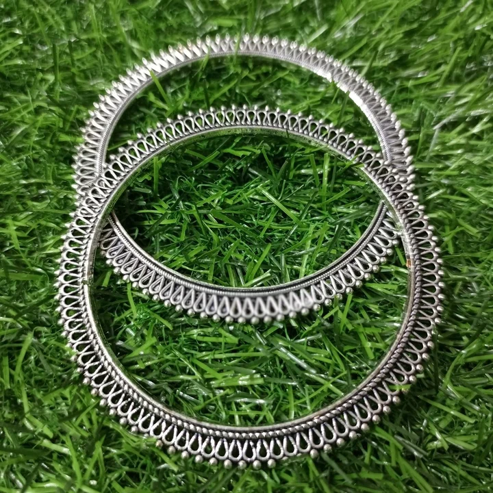 Gean silver bangles  uploaded by business on 10/8/2023