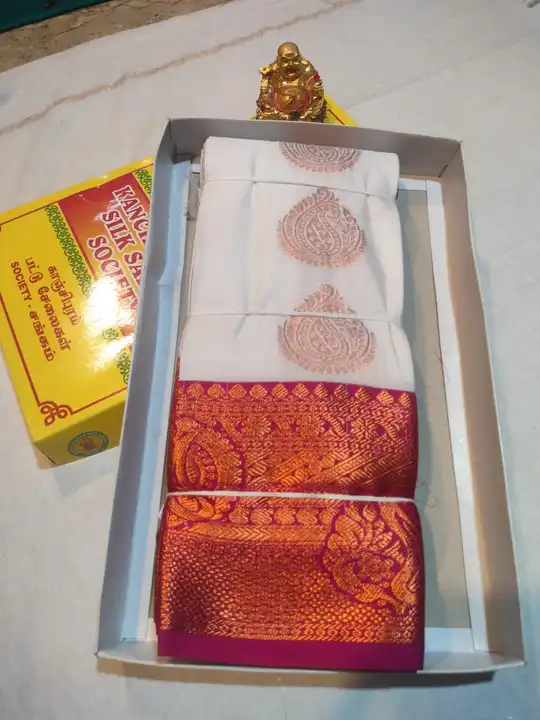 Post image Hey! Checkout my new product called
Kanchipuram silk .
