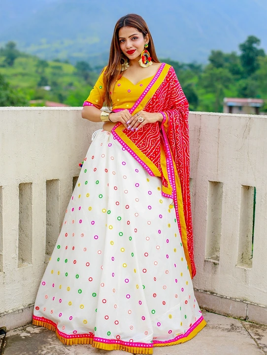 Product uploaded by Agarwal Fashion  on 10/9/2023