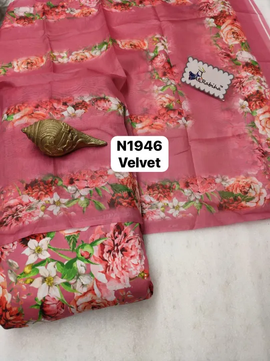 Digital printed floral velvet  uploaded by business on 10/9/2023