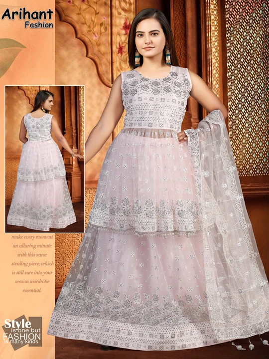 Crop top gown uploaded by Arihant fashion hub on 10/10/2023