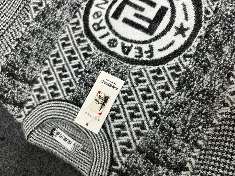 Men's sweater  uploaded by Luxmi knitting company on 10/10/2023