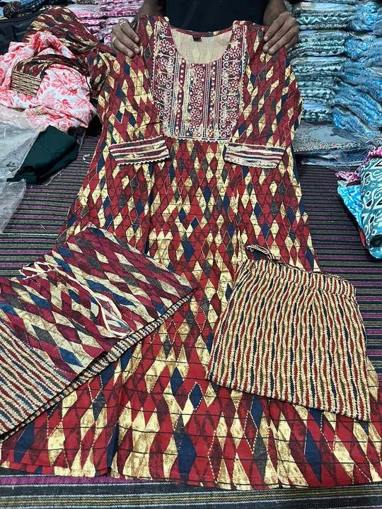 Reyon fabric  uploaded by Pooja Fashion on 10/11/2023