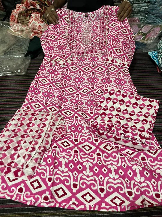 Reyon fabric  uploaded by Pooja Fashion on 10/11/2023