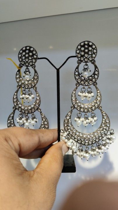 Kundan eyring  uploaded by Mumbai jewellery studio on 3/22/2021