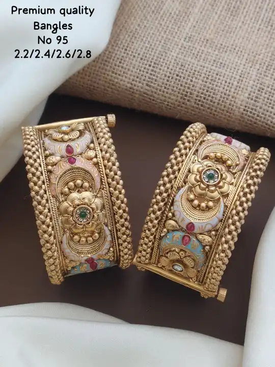 bangles  uploaded by s.k jewellery on 10/11/2023