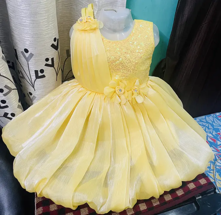 Party wear baloons frock  uploaded by K.naina dresses on 10/11/2023