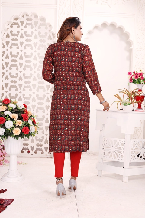 Designer women's Stret Kurtis in REON14kg quality best  uploaded by Utsav Kurti House on 10/12/2023