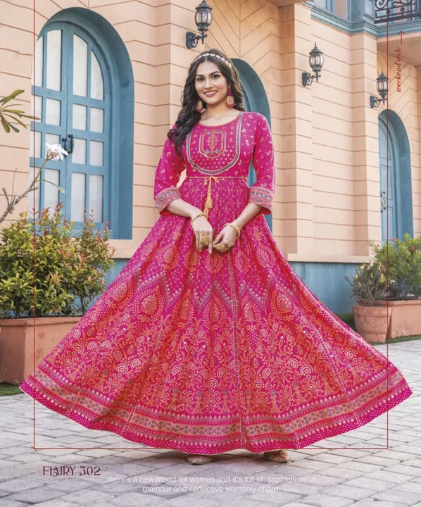 Post image _Long Anarkali Gown with Embroidery Work_

*Fabric:* 14Kg rayon print 
With Embroidery Work 

Accessories: Belt 

*Size:* 
M:38”
L:40”
XL:42”
XXL:44”

Length: 53”

*Rate:* 850 rs
Singles available
whatsapp 9725117535