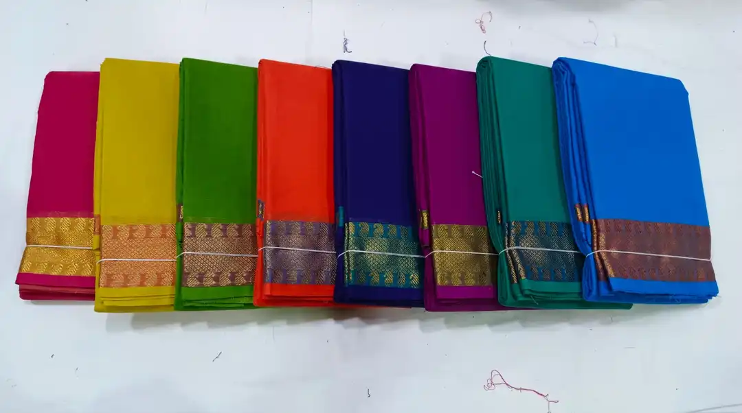 Mangalgiri pure cotton saree with blouse
100% pure cotton
 uploaded by Shv Sh Handloom on 10/12/2023