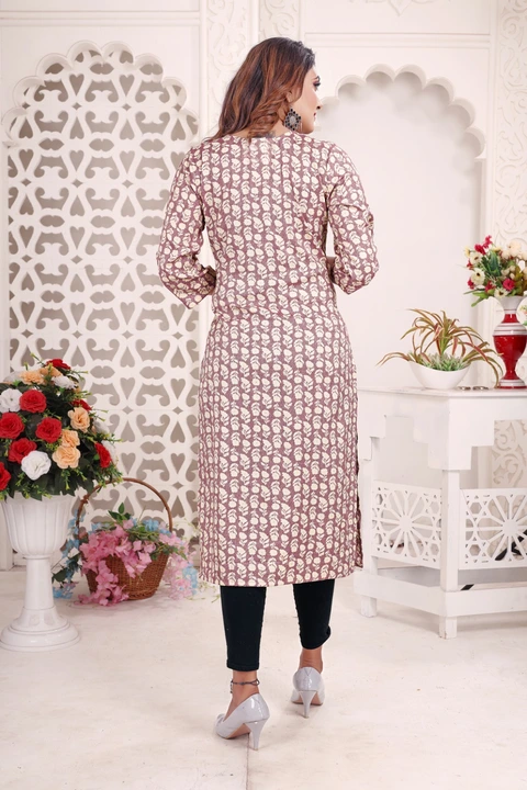 Exclusive Designer women's Stret Kurtis in REON14kg quality best printed uploaded by Utsav Kurti House on 10/12/2023