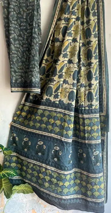 *🌿new arrivals vanaspati(azrak) print cotton malmal saree 🌿*

Exclusive new collection 
of cotton  uploaded by business on 10/13/2023