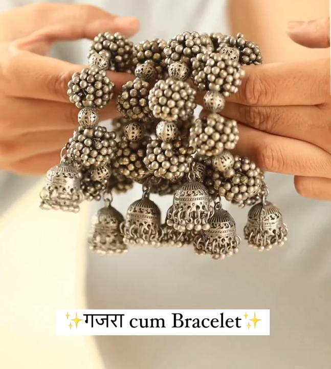 गजरा cum bracelet uploaded by Ruchis Enterprises on 10/13/2023