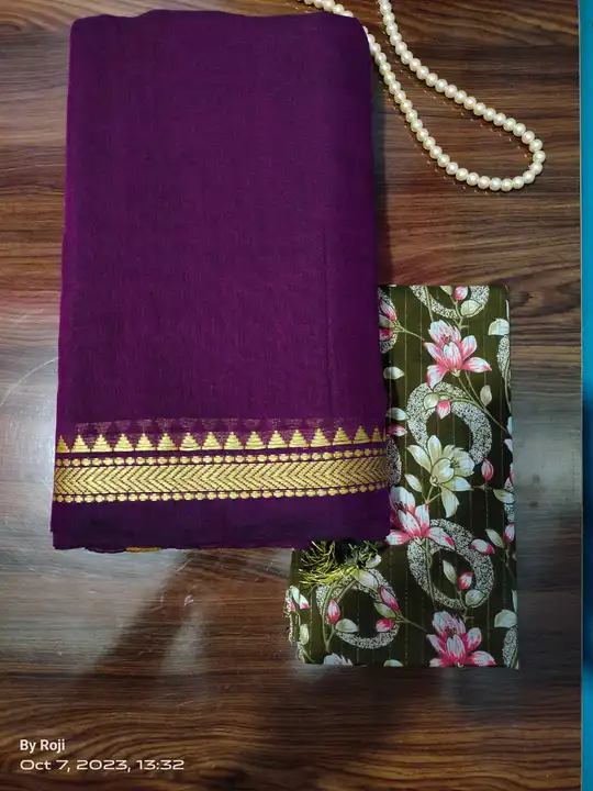 Khadi cotton saree with contrast blouse Piece  uploaded by Bengal saree house on 10/15/2023