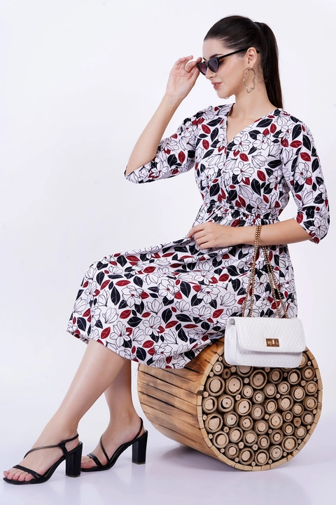 Women's Floral Print Knee Length Dress uploaded by business on 10/15/2023