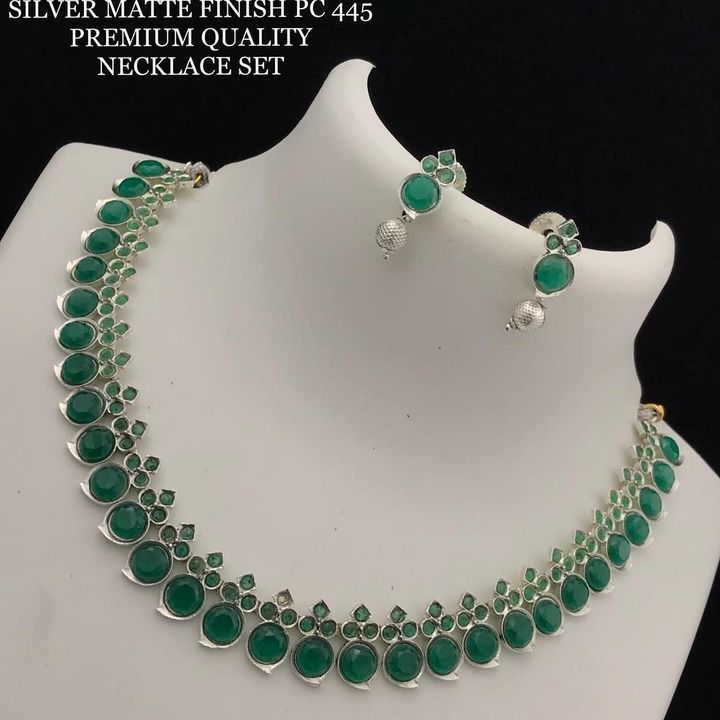 Post image Silver finish premium quality
Necklace set
1290
Plz what's up:8074183374