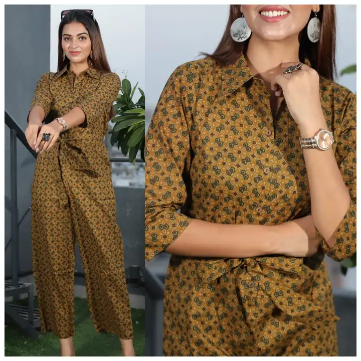 Post image Cotton Printed Jump Suit 
👉Length 52" 
👉Size Free Up to
S(36")
38" (M) 
40"(L)
42"(XL)
👉3/4 Sleeves
👉Collared Neck 
👉4 Openable Buttons
👉Belt For Closure 
👉Bottom Flare 10" 
Rs 610/-