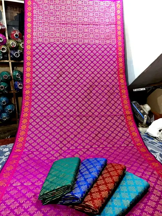 Fancy Premium Quality Saree with soft fabrics
Full Saree with Blouse
Colour - 5
Set       - 5
MOQ1   uploaded by business on 10/16/2023