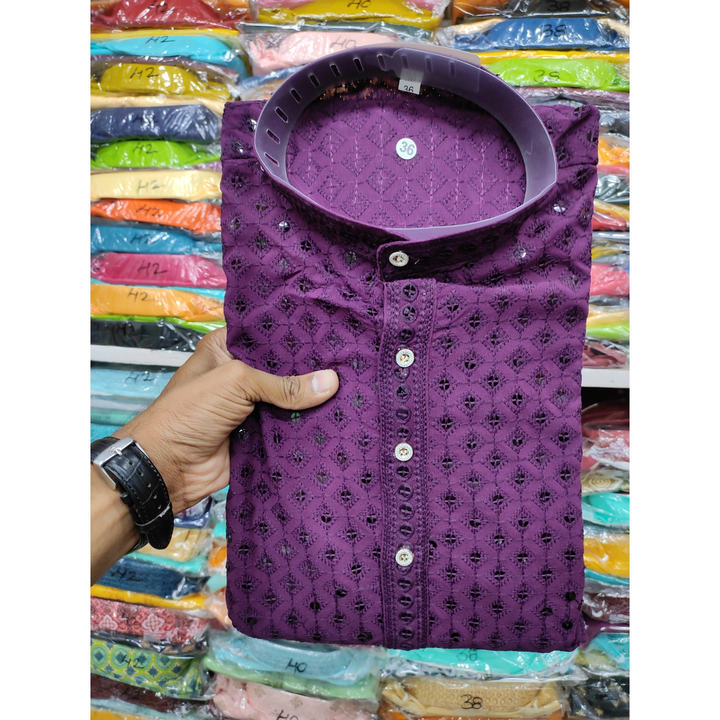 Post image I want 100 pieces of Kurta at a total order value of 45000. Please send me price if you have this available.