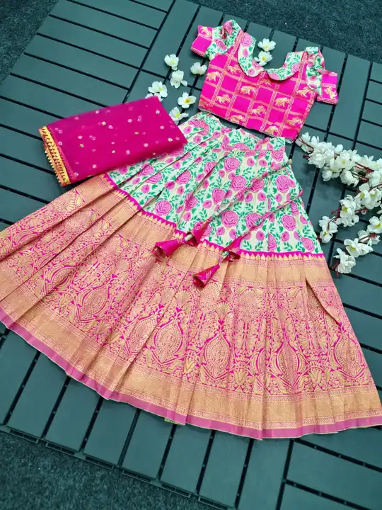 Girls set  uploaded by Taha fashion from surat on 10/17/2023