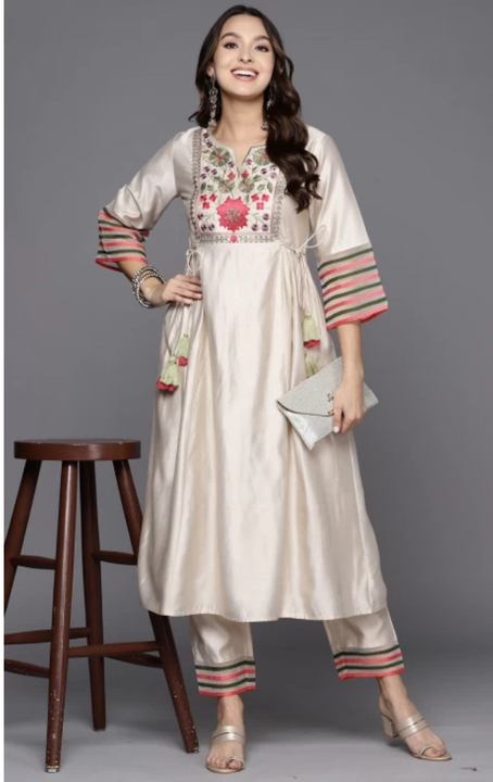 Post image I want 11-50 pieces of Kurta set at a total order value of 20000. I am looking for Fabric :Viscose Rayon kurta set. I want to request you please contact me only manufacturers. . Please send me price if you have this available.