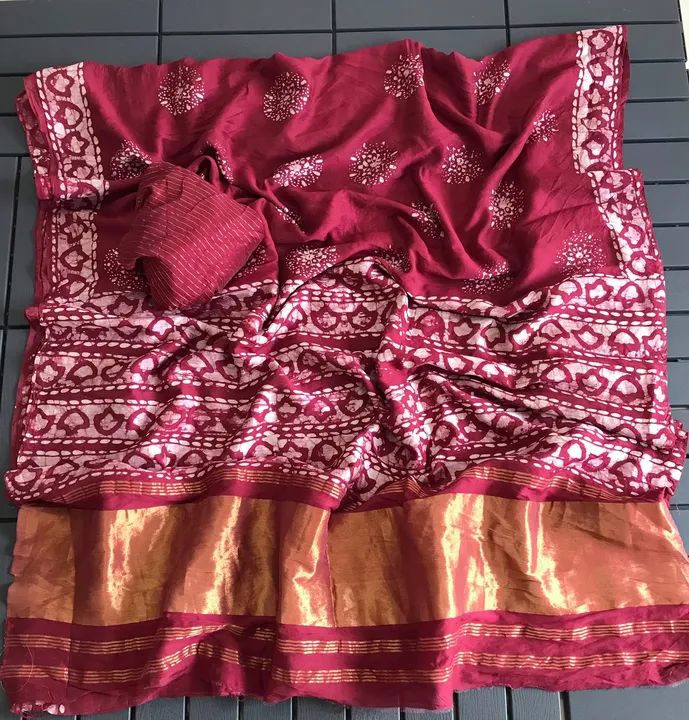 Saree uploaded by Taha fashion from surat on 10/18/2023