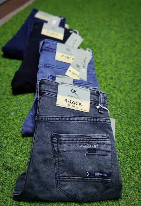 Men's jeans uploaded by S m enterprise  on 10/18/2023