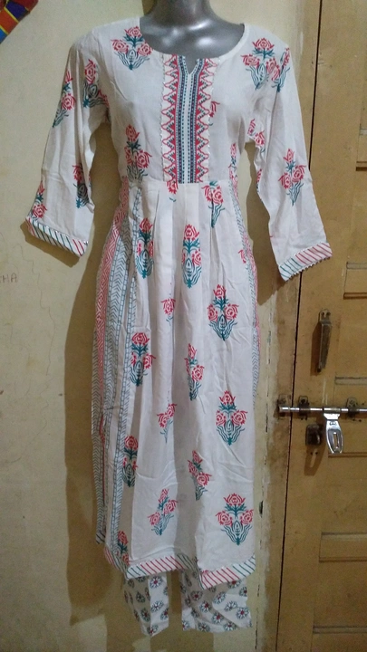 Pure cotton Naira cut suit bottom ke sath uploaded by business on 10/20/2023