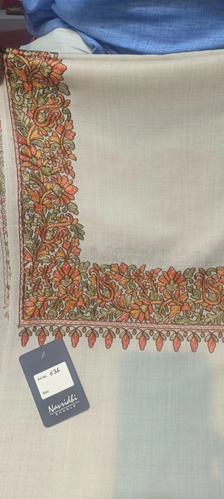 Product uploaded by Navradhi Shawls on 10/20/2023