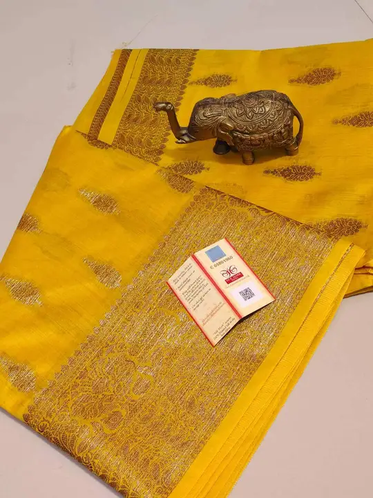 sami modaal silk banarsi design silk saree

👉🏻saree length 6.50 with blouse

👉🏻 blouse running  uploaded by business on 10/21/2023