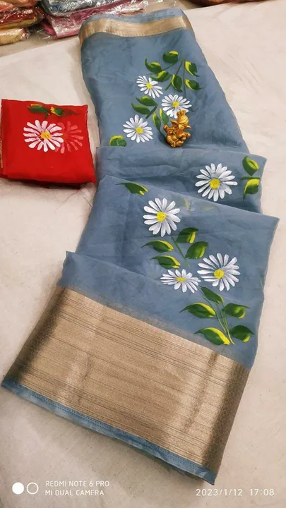 Post image 7987524979
🌹🌹 New special saree 🌹🌹
👉 pure orangeza saree
👉 same fabric contact blouse           👉 beautiful brush 🖌️🖌️🖌️ print chit pallu zari saree

👉Ready to ship

🌝🌝  price  650+$.