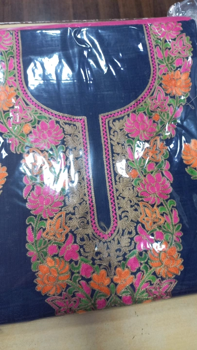 Woolen  suit with stall uploaded by Rajesh shawls store  9876119485 on 10/23/2023