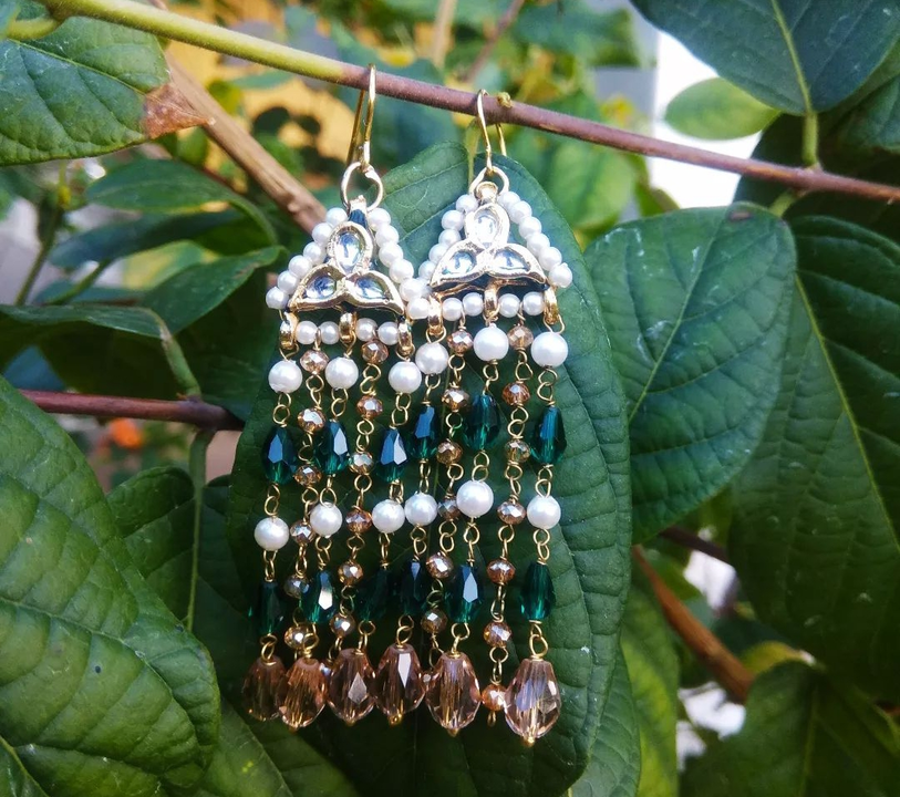 Handmade jewelry earrings  uploaded by business on 10/23/2023